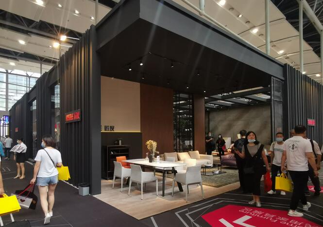 該如何設計搭建大型展臺？如何設計搭建一個小展臺？